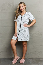 White Star Pattern Sleepwear Dress with Short Sleeves