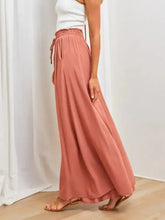 Dusty rose wide-leg drawstring pants with pockets in peach coral