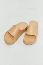 WILD DIVA Summer Feels Platform Slide Woman Slippers