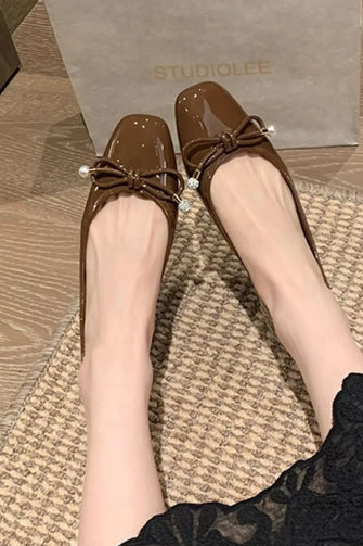 Women's Ballet Flats and Loafers with Bow Accents Brown