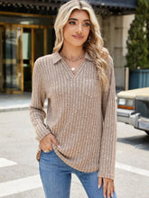 Womens Ribbed Knit Long Sleeve Collared Top with Pocket