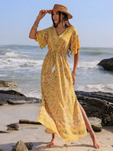Gelbes Maxikleid aus Viskose mit Blumenmuster Maxikleider